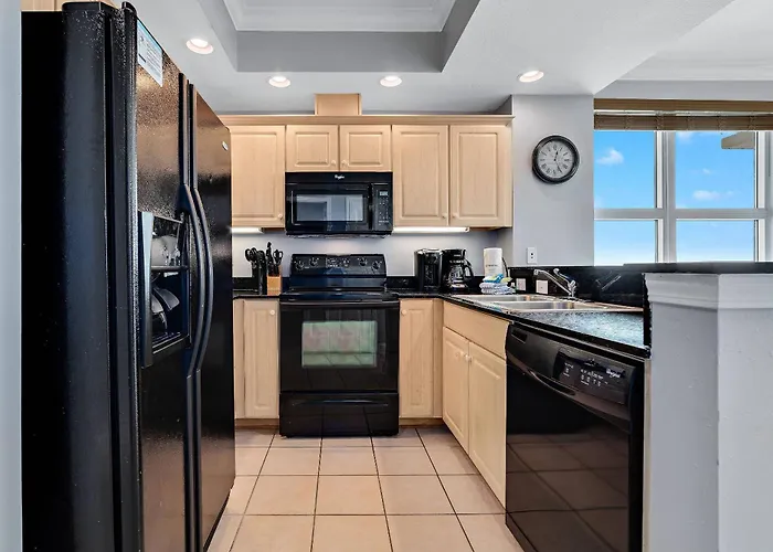 Holiday home Crystal Shores 701