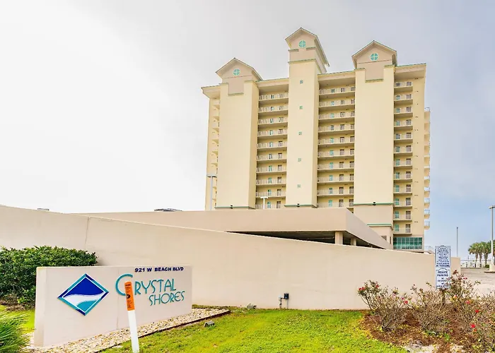 Crystal Shores 701 *